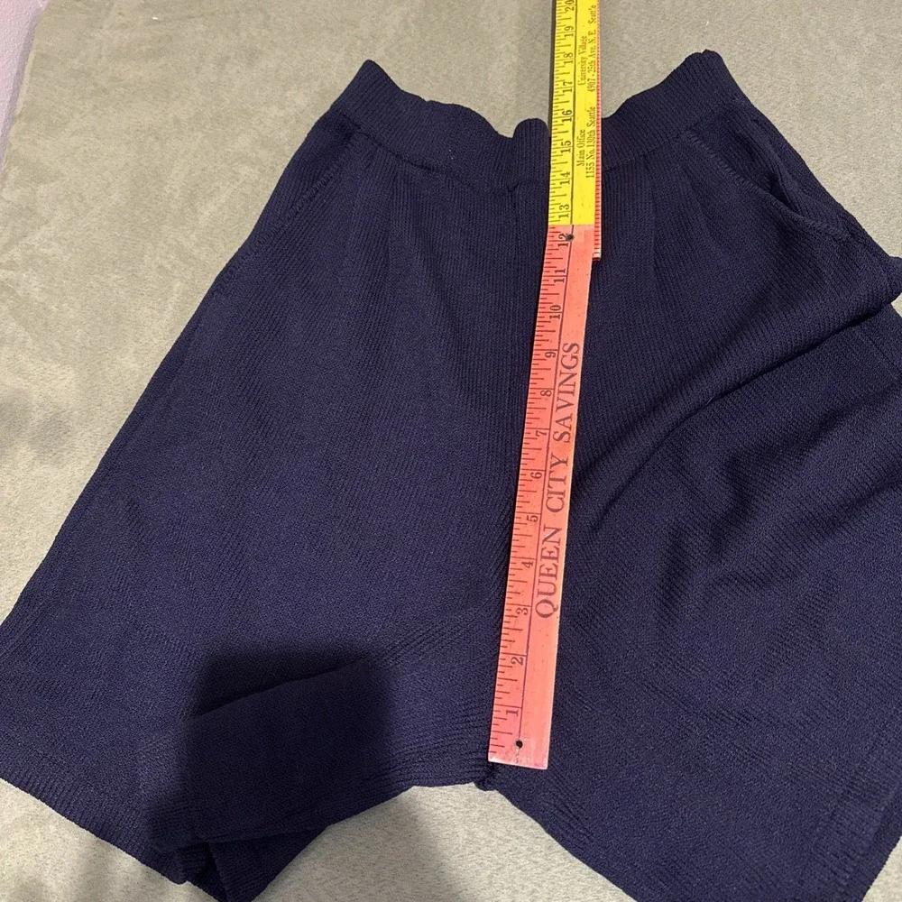 St John Collection Marie Gray‎ Wool Blend Knit Shorts Size 2 Navy Blue